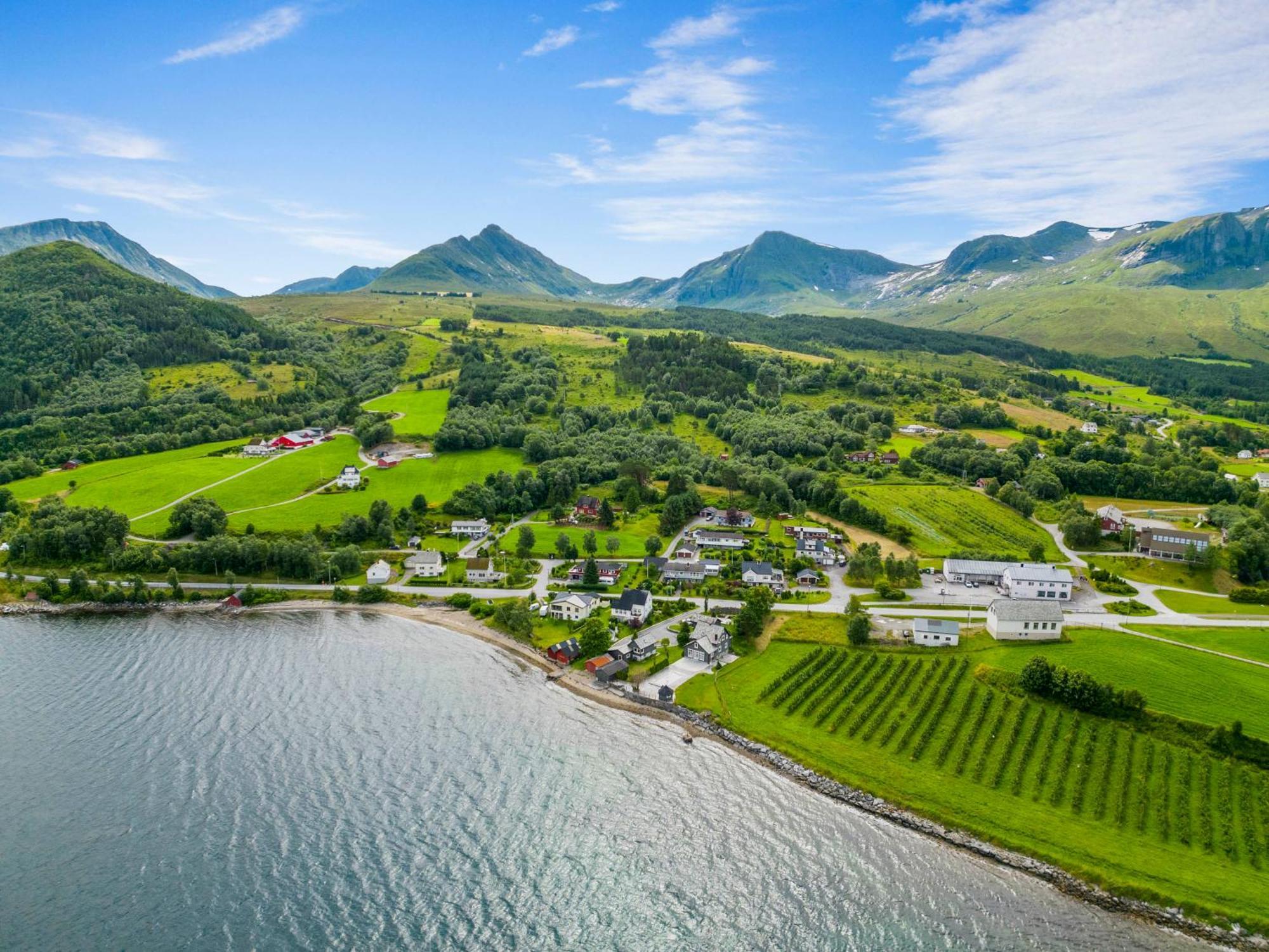 Rovde Fjordferien Vila Exterior foto